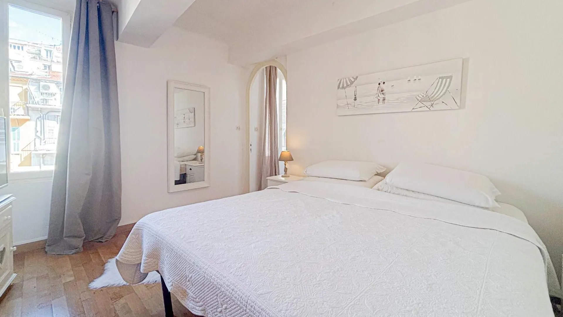 Zone Pietonne - Wifi, Ac, 4 Pers Apartment Nice 0*,  France